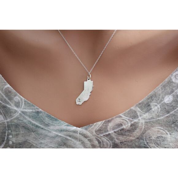 SOLD Sterling Silver California State Charm Necklace - Picture 6 of 6